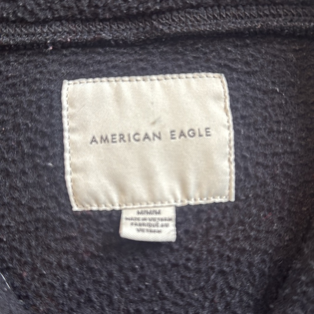 American Eagle Cropped Black Sherpa Fleece Sweatshirt Sweater Top Women’s Medium - Picture 6 of 11